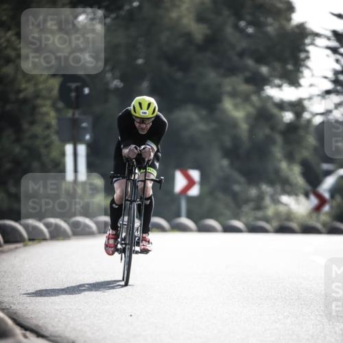 21.06.2026 - 29. Vierlanden-Triathlon H.Heesch http://msf.ph/oto/9855754 21.06.2026 08:55:42 Radfahren 159, 165 meine-sportfotos.de