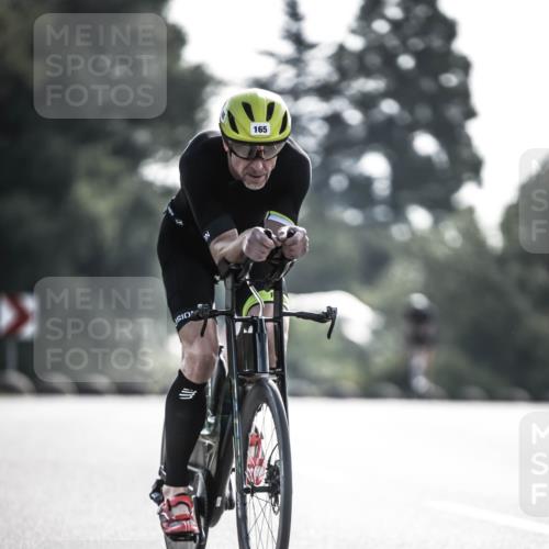 21.06.2026 - 29. Vierlanden-Triathlon H.Heesch http://msf.ph/oto/9855772 21.06.2026 08:55:43 Radfahren 159, 165 meine-sportfotos.de