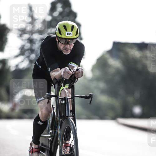 21.06.2026 - 29. Vierlanden-Triathlon H.Heesch http://msf.ph/oto/9855776 21.06.2026 08:55:43 Radfahren 159, 165 meine-sportfotos.de