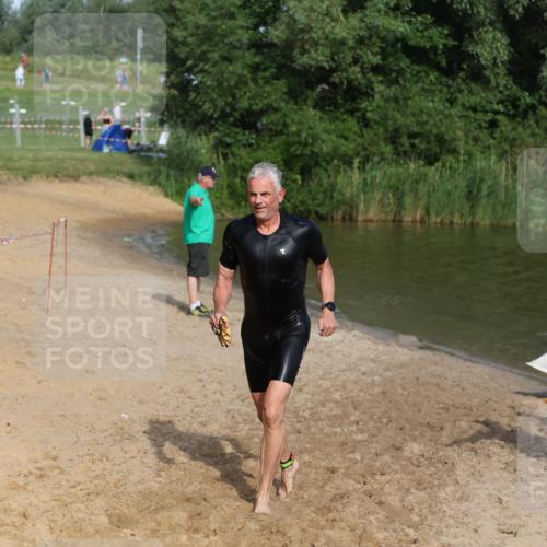 21.06.2026 - 29. Vierlanden-Triathlon Andreas Tolksdorf http://msf.ph/oto/9855782 21.06.2026 08:53:46 Schwimmen 122, 124, 126 meine-sportfotos.de