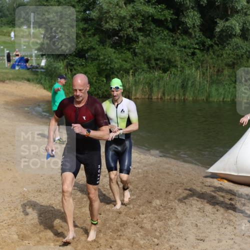 21.06.2026 - 29. Vierlanden-Triathlon Andreas Tolksdorf http://msf.ph/oto/9855814 21.06.2026 08:53:52 Schwimmen 122, 126, 146, 176 meine-sportfotos.de