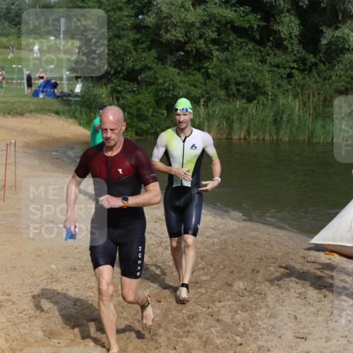 21.06.2026 - 29. Vierlanden-Triathlon Andreas Tolksdorf http://msf.ph/oto/9855822 21.06.2026 08:53:52 Schwimmen 122, 126, 146, 176 meine-sportfotos.de