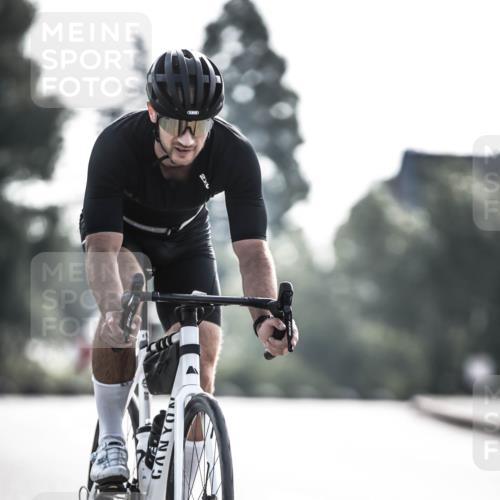 21.06.2026 - 29. Vierlanden-Triathlon H.Heesch http://msf.ph/oto/9855823 21.06.2026 08:55:57 Radfahren 69, 96 meine-sportfotos.de