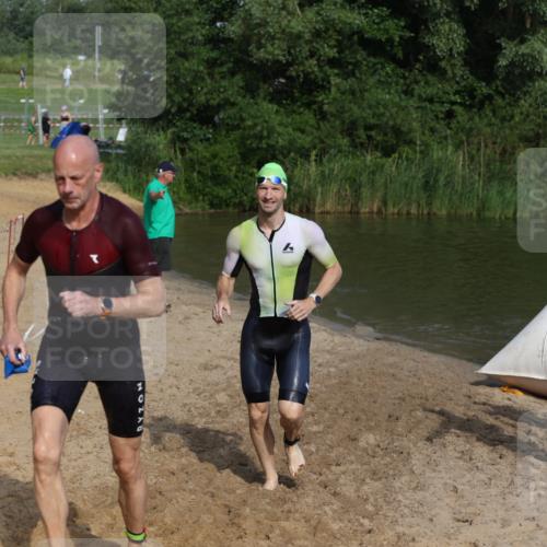 21.06.2026 - 29. Vierlanden-Triathlon Andreas Tolksdorf http://msf.ph/oto/9855868 21.06.2026 08:53:53 Schwimmen 122, 126, 146, 176 meine-sportfotos.de