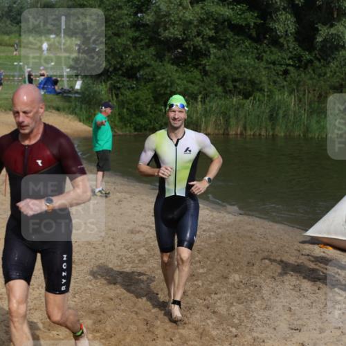 21.06.2026 - 29. Vierlanden-Triathlon Andreas Tolksdorf http://msf.ph/oto/9855873 21.06.2026 08:53:53 Schwimmen 122, 126, 146, 176 meine-sportfotos.de