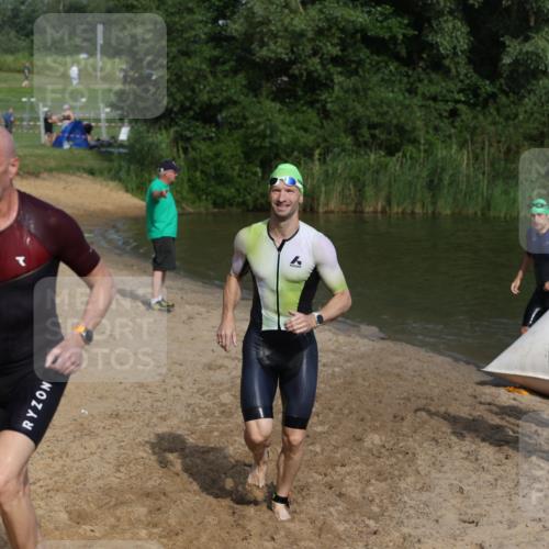21.06.2026 - 29. Vierlanden-Triathlon Andreas Tolksdorf http://msf.ph/oto/9855880 21.06.2026 08:53:53 Schwimmen 122, 126, 146, 176 meine-sportfotos.de