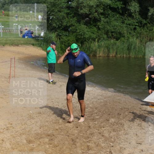 21.06.2026 - 29. Vierlanden-Triathlon Andreas Tolksdorf http://msf.ph/oto/9855897 21.06.2026 08:53:56 Schwimmen 122, 126, 146, 176 meine-sportfotos.de