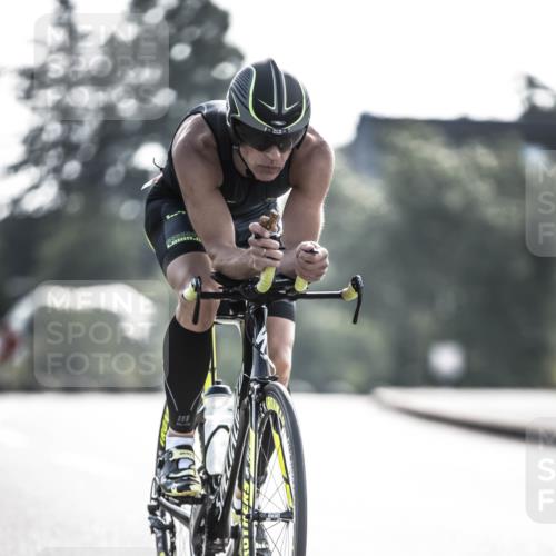 21.06.2026 - 29. Vierlanden-Triathlon H.Heesch http://msf.ph/oto/9855901 21.06.2026 08:56:37 Radfahren 131 meine-sportfotos.de