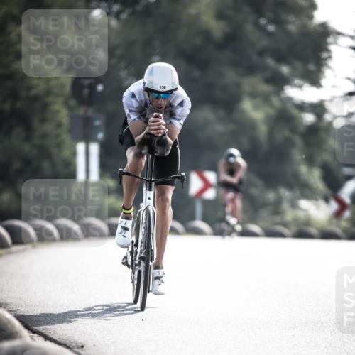 21.06.2026 - 29. Vierlanden-Triathlon H.Heesch http://msf.ph/oto/9855928 21.06.2026 08:57:00 Radfahren 118, 136 meine-sportfotos.de