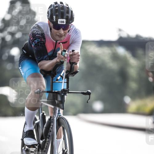 21.06.2026 - 29. Vierlanden-Triathlon H.Heesch http://msf.ph/oto/9855984 21.06.2026 08:57:25 Radfahren 186 meine-sportfotos.de