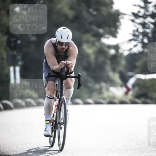 21.06.2026 - 29. Vierlanden-Triathlon H.Heesch http://msf.ph/oto/9855991 21.06.2026 08:57:35 Radfahren 35 meine-sportfotos.de