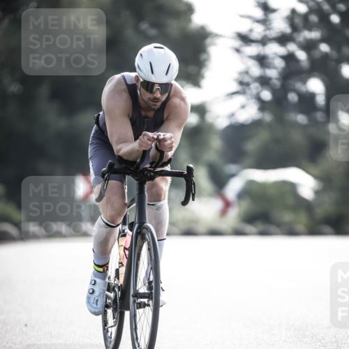 21.06.2026 - 29. Vierlanden-Triathlon H.Heesch http://msf.ph/oto/9855996 21.06.2026 08:57:35 Radfahren 35 meine-sportfotos.de