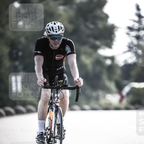 21.06.2026 - 29. Vierlanden-Triathlon H.Heesch http://msf.ph/oto/9856014 21.06.2026 08:57:51 Radfahren 89, 119 meine-sportfotos.de