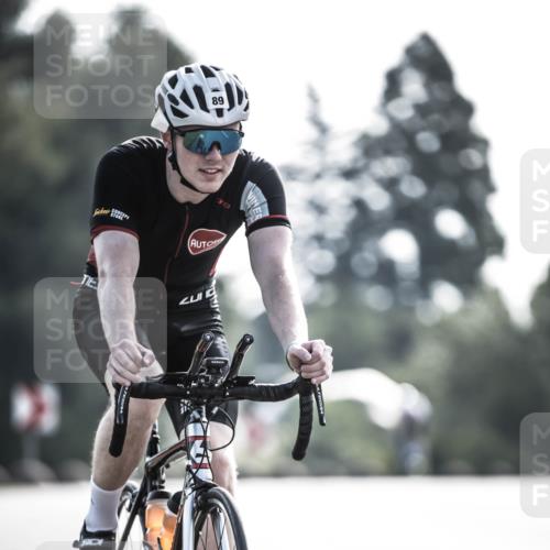 21.06.2026 - 29. Vierlanden-Triathlon H.Heesch http://msf.ph/oto/9856022 21.06.2026 08:57:52 Radfahren 89, 119 meine-sportfotos.de