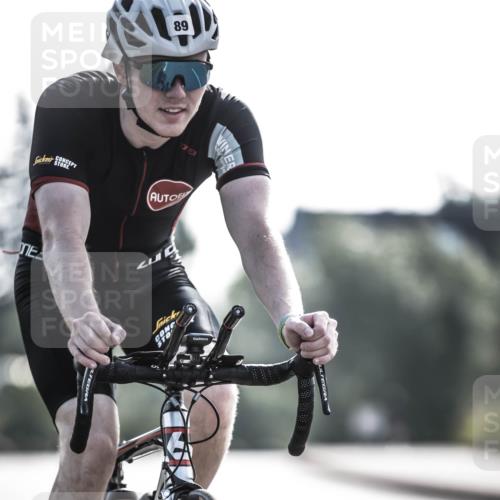 21.06.2026 - 29. Vierlanden-Triathlon H.Heesch http://msf.ph/oto/9856027 21.06.2026 08:57:52 Radfahren 89, 119 meine-sportfotos.de