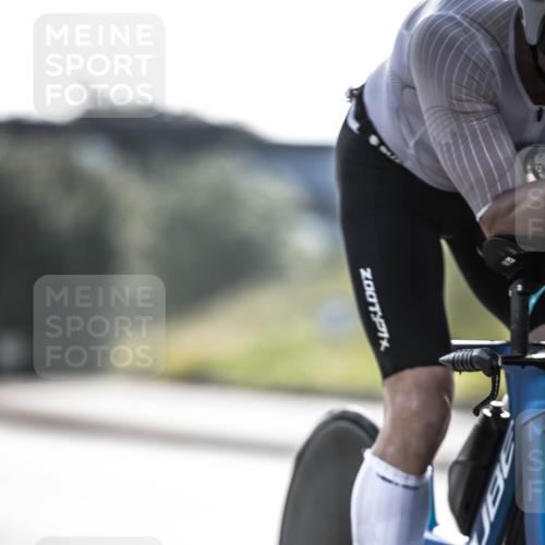 21.06.2026 - 29. Vierlanden-Triathlon H.Heesch http://msf.ph/oto/9856050 21.06.2026 08:57:59 Radfahren 40, 90, 119 meine-sportfotos.de
