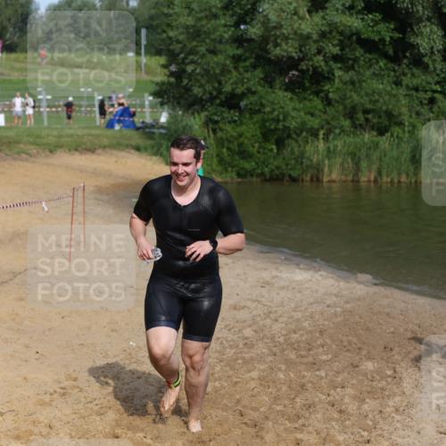 21.06.2026 - 29. Vierlanden-Triathlon Andreas Tolksdorf http://msf.ph/oto/9856070 21.06.2026 08:55:02 Schwimmen 19 meine-sportfotos.de