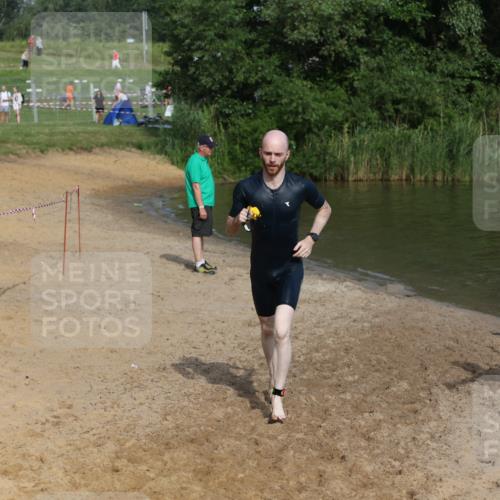 21.06.2026 - 29. Vierlanden-Triathlon Andreas Tolksdorf http://msf.ph/oto/9856195 21.06.2026 08:55:56 Schwimmen 87, 138 meine-sportfotos.de