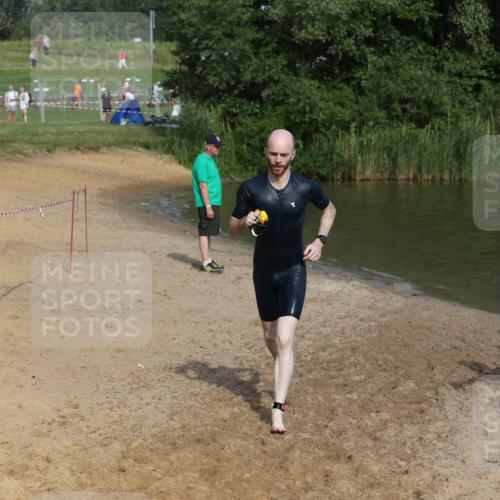 21.06.2026 - 29. Vierlanden-Triathlon Andreas Tolksdorf http://msf.ph/oto/9856198 21.06.2026 08:55:56 Schwimmen 87, 138 meine-sportfotos.de