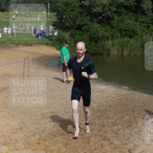 21.06.2026 - 29. Vierlanden-Triathlon Andreas Tolksdorf http://msf.ph/oto/9856210 21.06.2026 08:55:56 Schwimmen 87, 138 meine-sportfotos.de