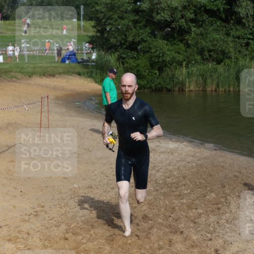 21.06.2026 - 29. Vierlanden-Triathlon Andreas Tolksdorf http://msf.ph/oto/9856216 21.06.2026 08:55:57 Schwimmen 87, 138 meine-sportfotos.de