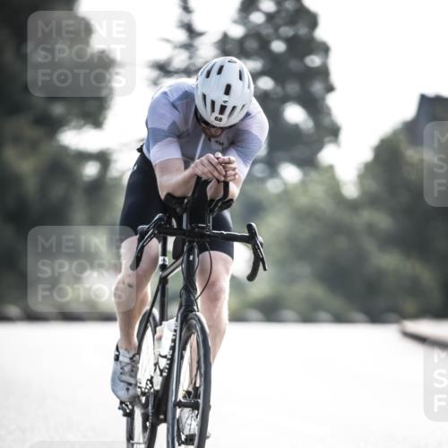 21.06.2026 - 29. Vierlanden-Triathlon H.Heesch http://msf.ph/oto/9856220 21.06.2026 08:59:17 Radfahren 68, 199 meine-sportfotos.de