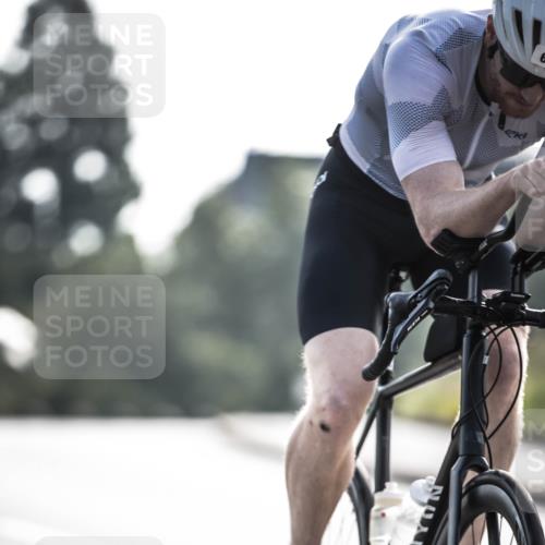 21.06.2026 - 29. Vierlanden-Triathlon H.Heesch http://msf.ph/oto/9856231 21.06.2026 08:59:17 Radfahren 68, 199 meine-sportfotos.de