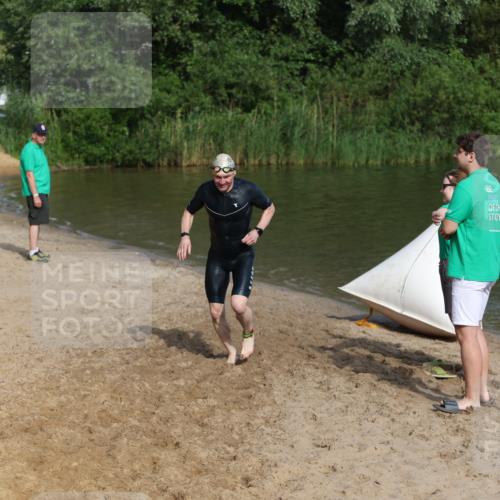 21.06.2026 - 29. Vierlanden-Triathlon Andreas Tolksdorf http://msf.ph/oto/9856254 21.06.2026 08:56:00 Schwimmen 138 meine-sportfotos.de