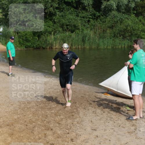 21.06.2026 - 29. Vierlanden-Triathlon Andreas Tolksdorf http://msf.ph/oto/9856258 21.06.2026 08:56:00 Schwimmen 138 meine-sportfotos.de