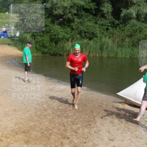 21.06.2026 - 29. Vierlanden-Triathlon Andreas Tolksdorf http://msf.ph/oto/9856282 21.06.2026 08:56:17 Schwimmen 121 meine-sportfotos.de