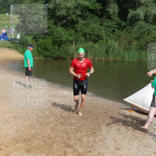 21.06.2026 - 29. Vierlanden-Triathlon Andreas Tolksdorf http://msf.ph/oto/9856284 21.06.2026 08:56:17 Schwimmen 121 meine-sportfotos.de