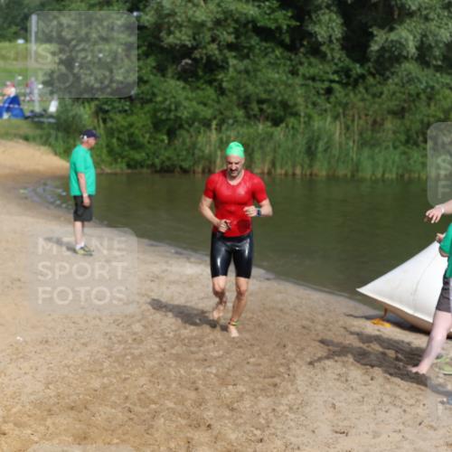 21.06.2026 - 29. Vierlanden-Triathlon Andreas Tolksdorf http://msf.ph/oto/9856286 21.06.2026 08:56:17 Schwimmen 121 meine-sportfotos.de