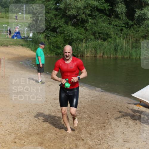 21.06.2026 - 29. Vierlanden-Triathlon Andreas Tolksdorf http://msf.ph/oto/9856312 21.06.2026 08:56:19 Schwimmen 121 meine-sportfotos.de