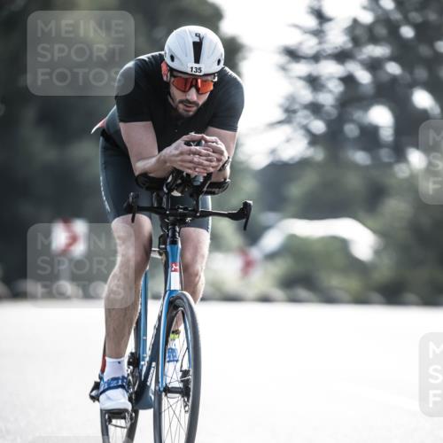 21.06.2026 - 29. Vierlanden-Triathlon H.Heesch http://msf.ph/oto/9856335 21.06.2026 08:59:49 Radfahren 135 meine-sportfotos.de