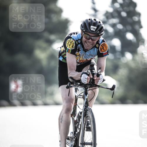 21.06.2026 - 29. Vierlanden-Triathlon H.Heesch http://msf.ph/oto/9856387 21.06.2026 09:00:35 Radfahren 48, 156 meine-sportfotos.de