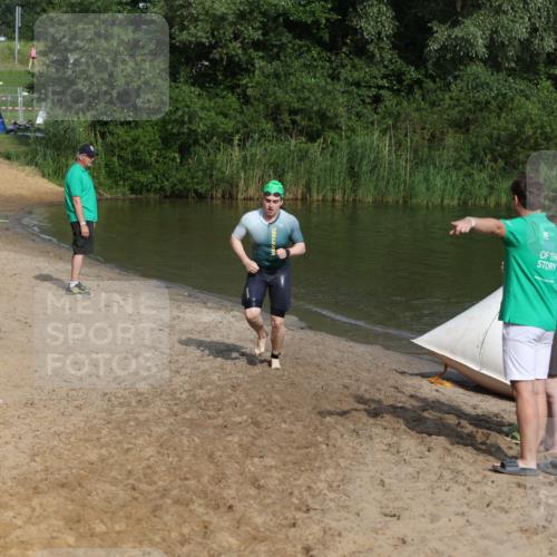 21.06.2026 - 29. Vierlanden-Triathlon Andreas Tolksdorf http://msf.ph/oto/9856395 21.06.2026 08:57:14 Schwimmen 41 meine-sportfotos.de