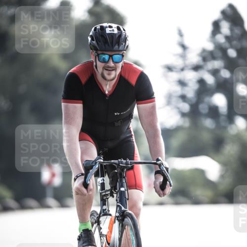 21.06.2026 - 29. Vierlanden-Triathlon H.Heesch http://msf.ph/oto/9856405 21.06.2026 09:00:38 Radfahren 48, 156 meine-sportfotos.de