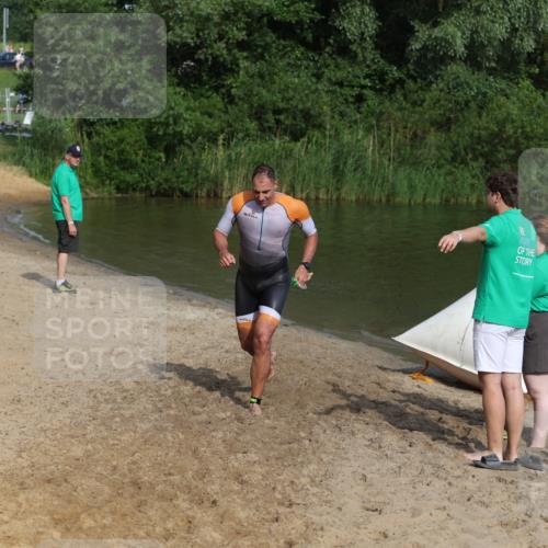21.06.2026 - 29. Vierlanden-Triathlon Andreas Tolksdorf http://msf.ph/oto/9856435 21.06.2026 08:57:30 Schwimmen 120 meine-sportfotos.de