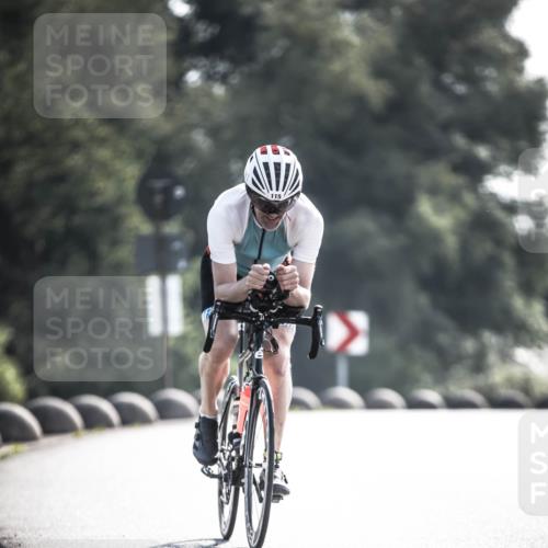 21.06.2026 - 29. Vierlanden-Triathlon H.Heesch http://msf.ph/oto/9856437 21.06.2026 09:00:56 Radfahren 115 meine-sportfotos.de