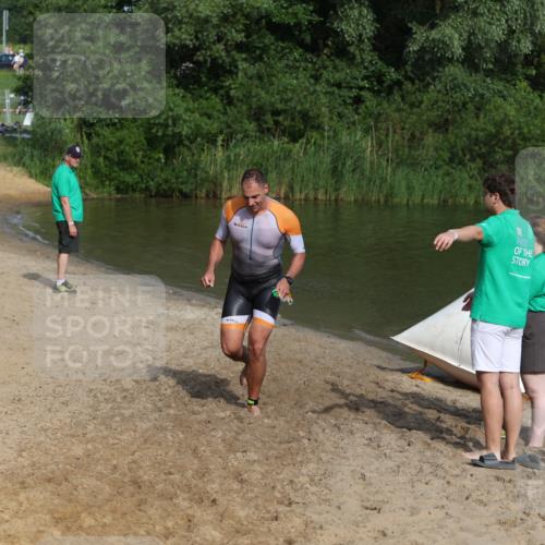21.06.2026 - 29. Vierlanden-Triathlon Andreas Tolksdorf http://msf.ph/oto/9856441 21.06.2026 08:57:30 Schwimmen 120 meine-sportfotos.de