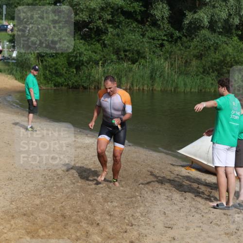 21.06.2026 - 29. Vierlanden-Triathlon Andreas Tolksdorf http://msf.ph/oto/9856447 21.06.2026 08:57:30 Schwimmen 120 meine-sportfotos.de