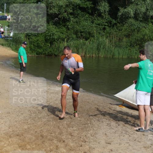 21.06.2026 - 29. Vierlanden-Triathlon Andreas Tolksdorf http://msf.ph/oto/9856451 21.06.2026 08:57:30 Schwimmen 120 meine-sportfotos.de