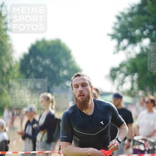 21.06.2026 - 29. Vierlanden-Triathlon LAZAROV Photography http://msf.ph/oto/9856462 21.06.2026 08:33:41 Schwimmen 9, 111 meine-sportfotos.de