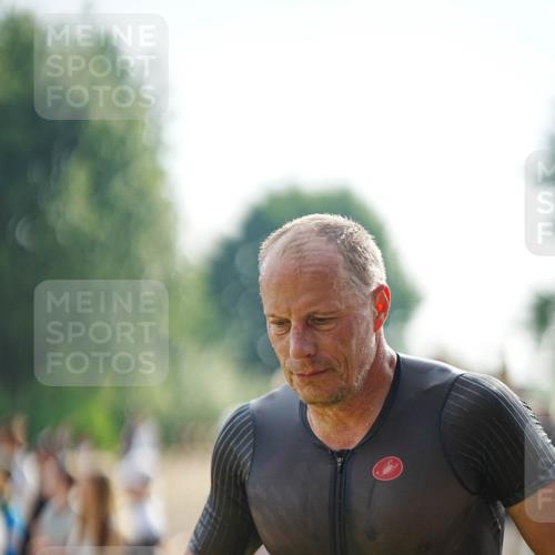 21.06.2026 - 29. Vierlanden-Triathlon LAZAROV Photography http://msf.ph/oto/9856479 21.06.2026 08:35:14 Schwimmen 216 meine-sportfotos.de