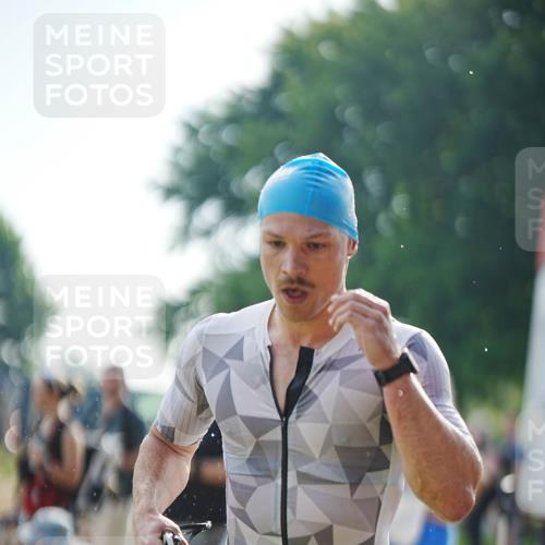 21.06.2026 - 29. Vierlanden-Triathlon LAZAROV Photography http://msf.ph/oto/9856561 21.06.2026 08:37:34 Schwimmen 31, 46, 107, 127 meine-sportfotos.de