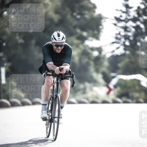 21.06.2026 - 29. Vierlanden-Triathlon H.Heesch http://msf.ph/oto/9856575 21.06.2026 09:01:28 Radfahren 80, 101, 151 meine-sportfotos.de