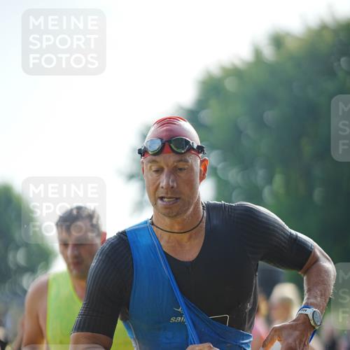 21.06.2026 - 29. Vierlanden-Triathlon LAZAROV Photography http://msf.ph/oto/9856591 21.06.2026 08:39:26 Schwimmen 32, 155, 166, 212 meine-sportfotos.de