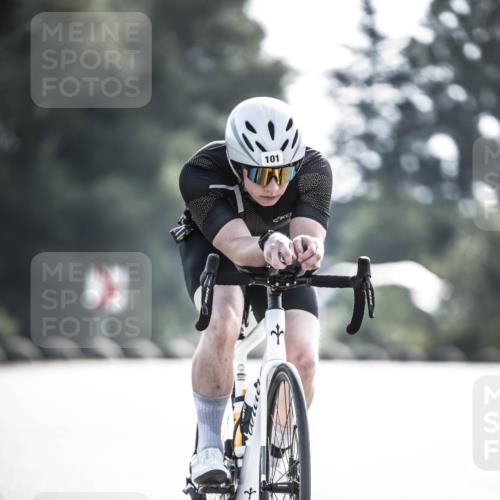 21.06.2026 - 29. Vierlanden-Triathlon H.Heesch http://msf.ph/oto/9856622 21.06.2026 09:01:31 Radfahren 80, 101, 161 meine-sportfotos.de