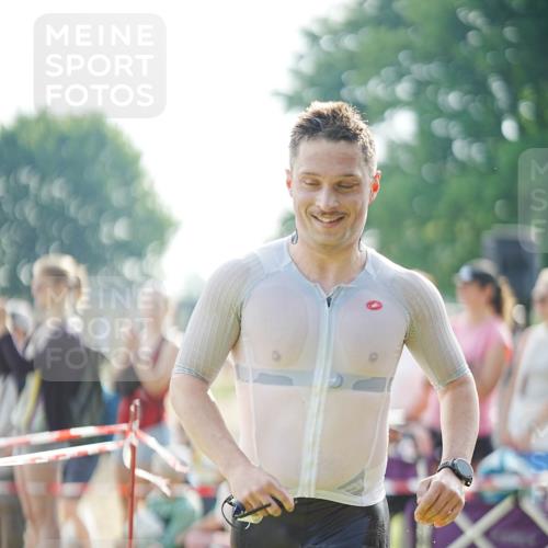 21.06.2026 - 29. Vierlanden-Triathlon LAZAROV Photography http://msf.ph/oto/9856631 21.06.2026 08:39:52 Schwimmen 72 meine-sportfotos.de