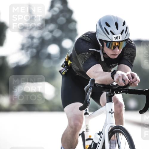 21.06.2026 - 29. Vierlanden-Triathlon H.Heesch http://msf.ph/oto/9856638 21.06.2026 09:01:31 Radfahren 80, 101, 161 meine-sportfotos.de